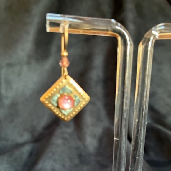 Dangling gold tone earrings with pink and green flowers. - Picture 4 of 4